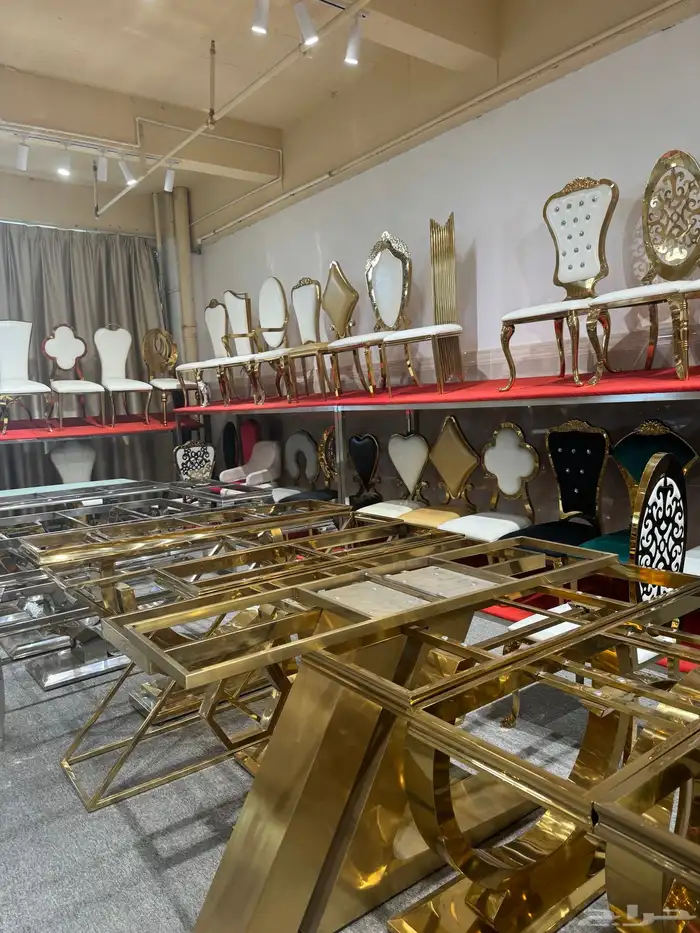 طاولات ستيل ذهبي 38