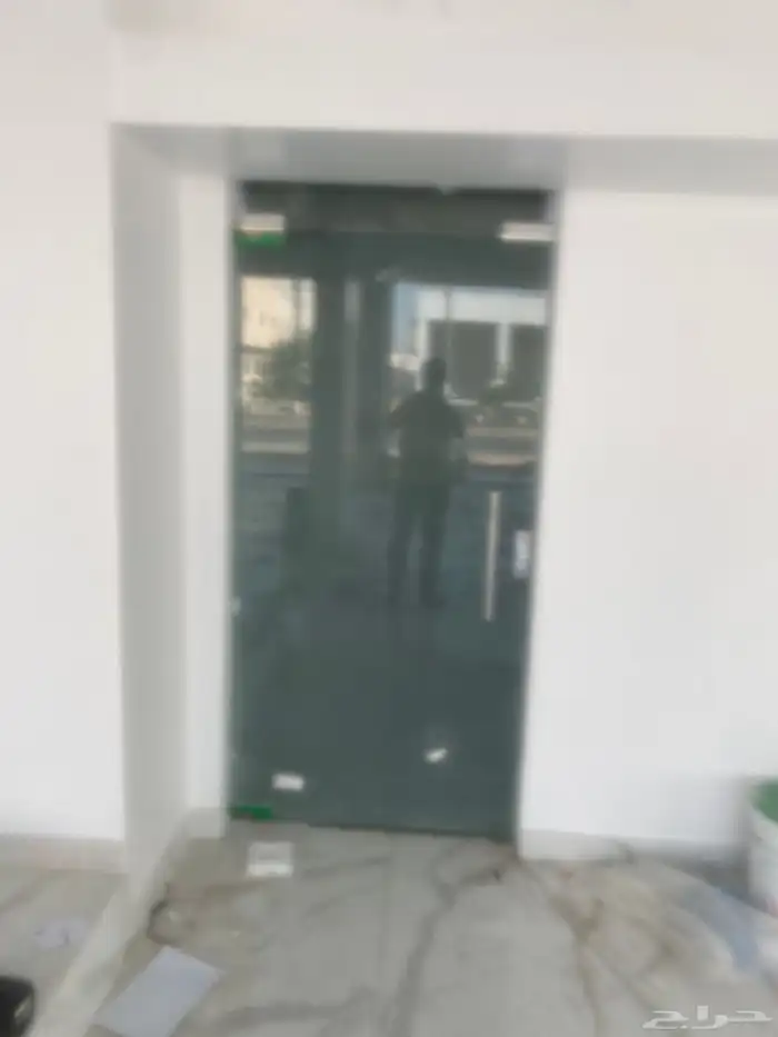 معلم زجاج سكوريت وصيانه ابواب 4