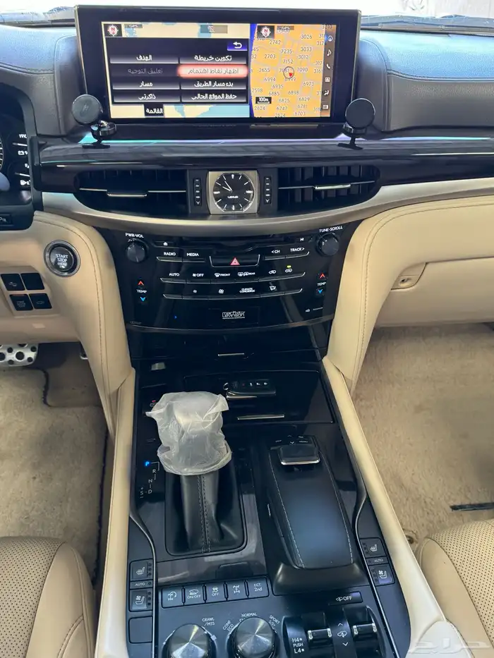 لكزس 2019 فل كامل LX570 26