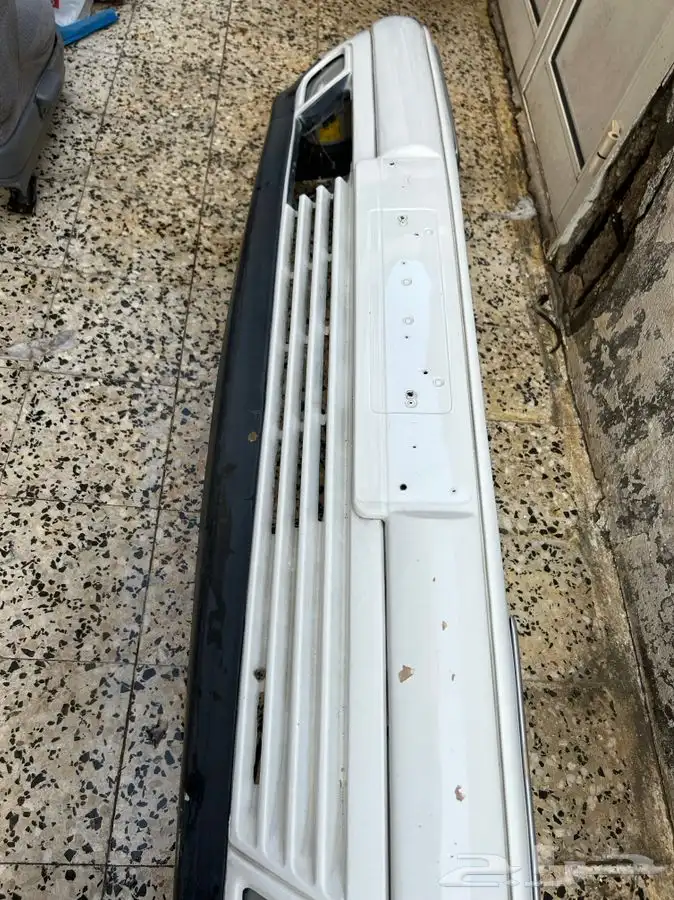 صدام مرسيديس ابوعيون 1999 1