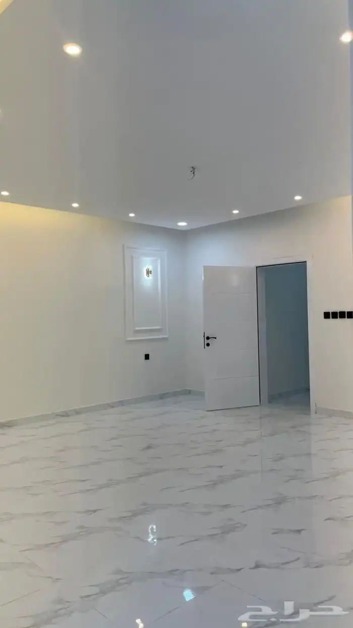 ملحق للبيع مساحه 300 (ضاحيه الجبيل) 3
