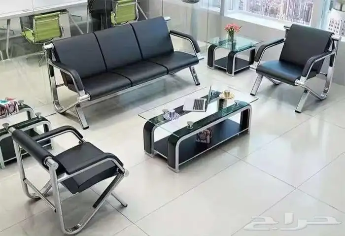 كراسي مكتبيه ومكاتب جميع المقاسات وطاولات اجتماع 20