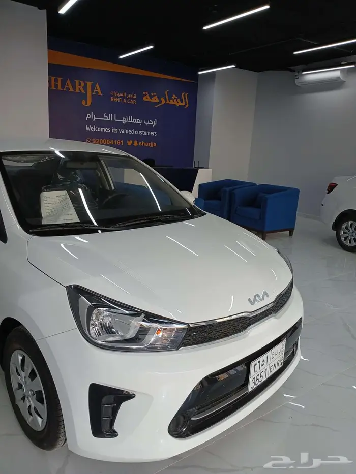 مكتب الشارقة لتأجير السيارات فرع الملقا 6