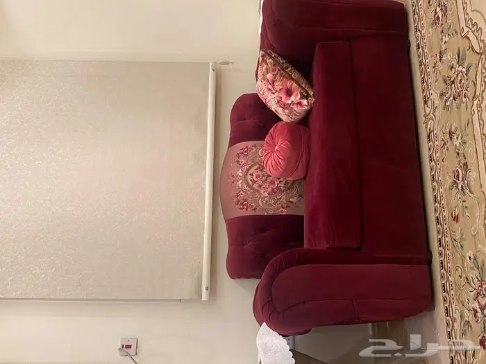 كنب للبيع نظيف وبحاله ممتازه 2