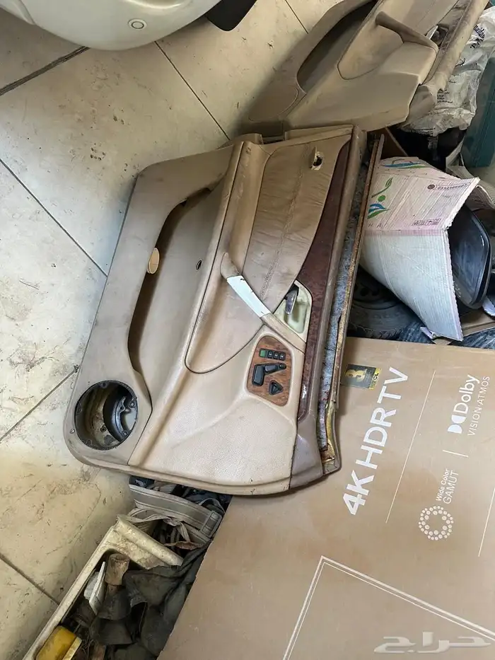 قطع ابو عيون مرسيدس 2001 7