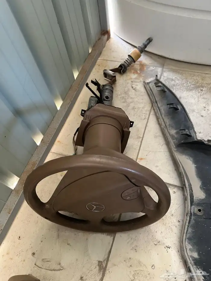 قطع ابو عيون مرسيدس 2001 12