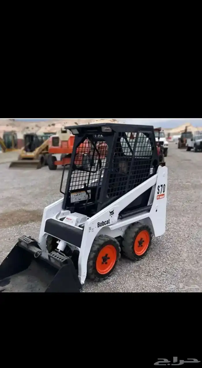 بوبكات صغير عرض متر 0