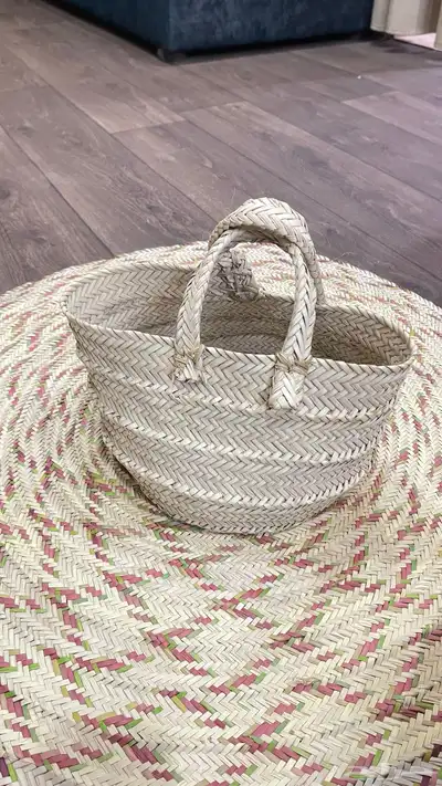 صناعة يدويه بسعف النخل 10