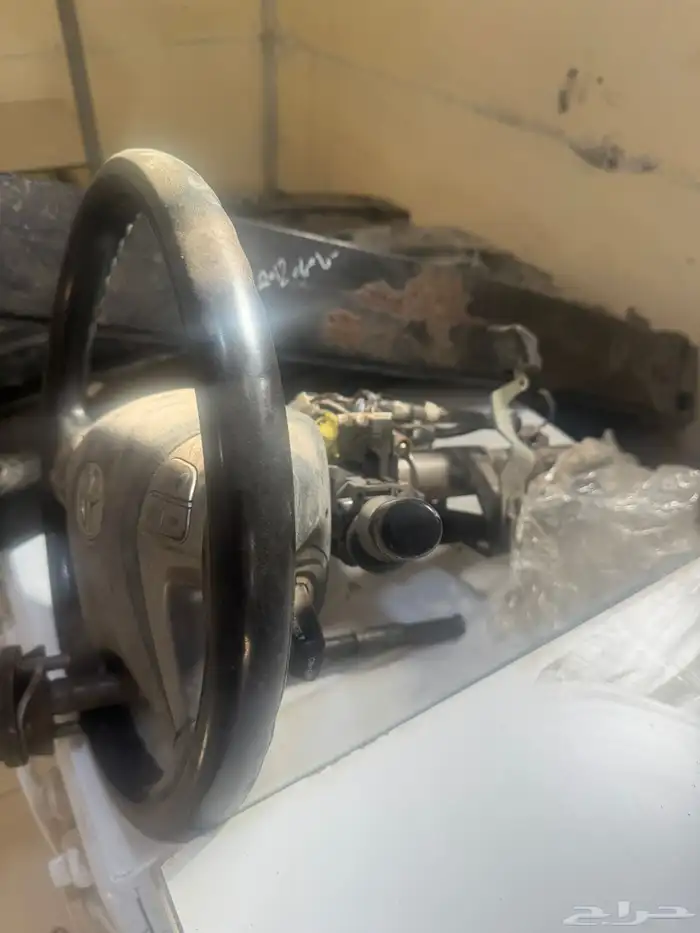 قطع غيار هايلوكس كامري اورين 9