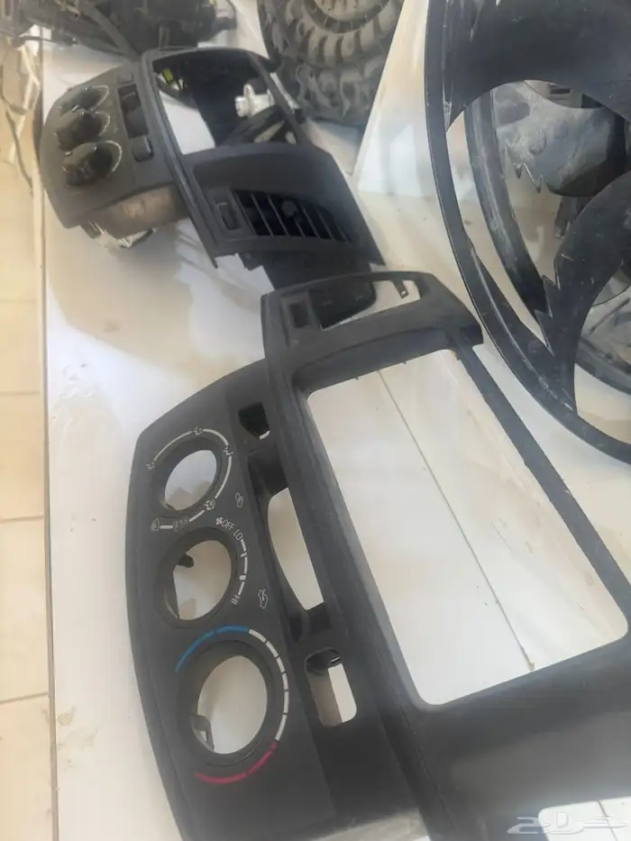 قطع غيار هايلوكس كامري اورين 11