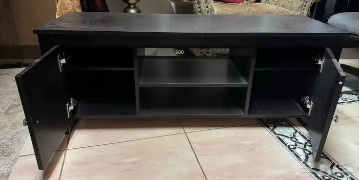 اثاث مكتبي نظيف جدا 1