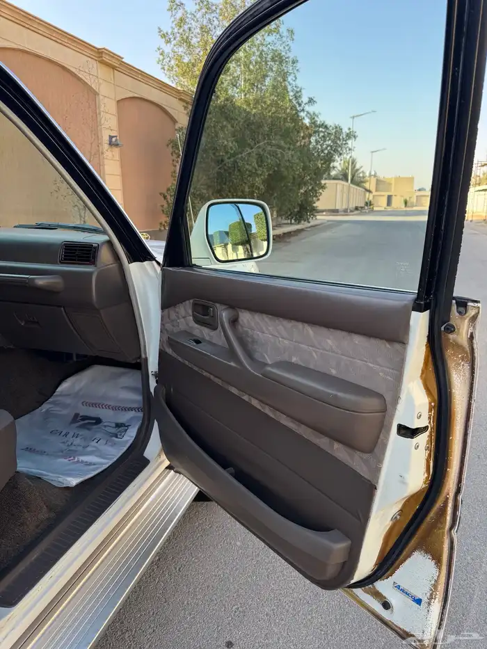 جيب لاندكروزر GXR 1997 14