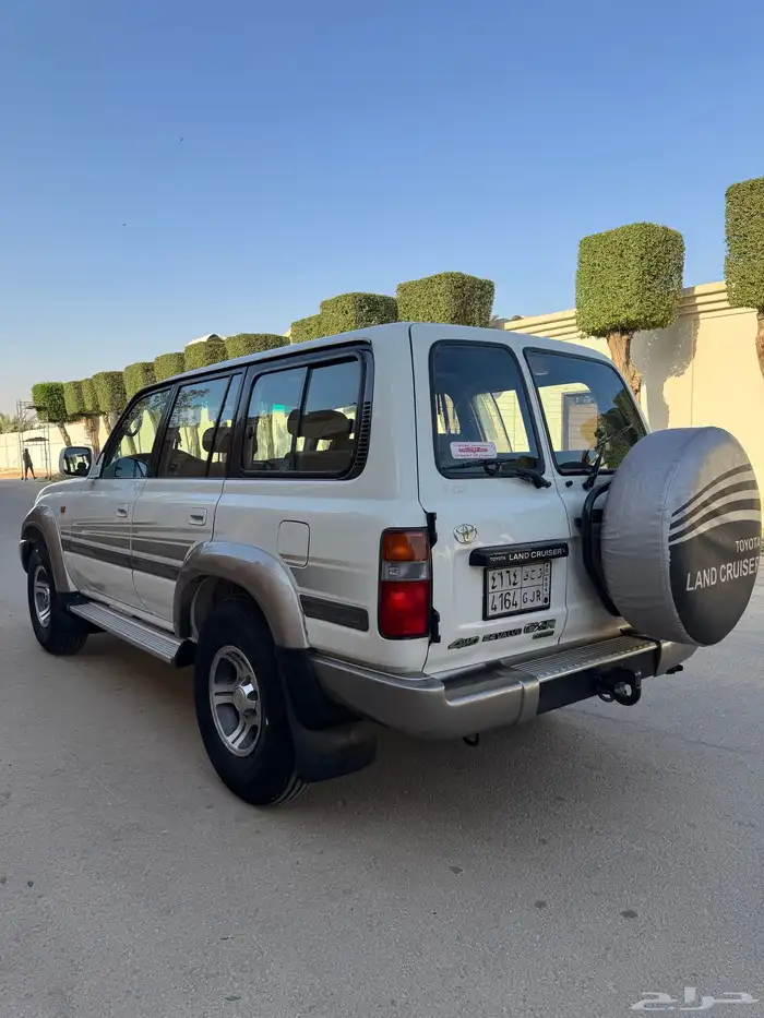 جيب لاندكروزر GXR 1997 4