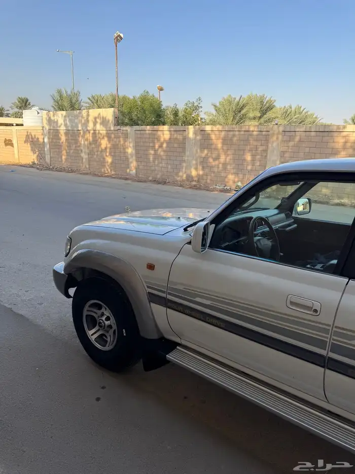 جيب لاندكروزر GXR 1997 5