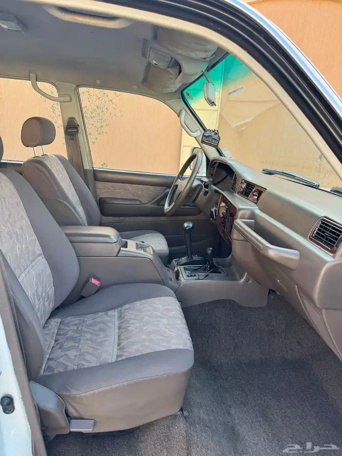 جيب لاندكروزر GXR 1997 12