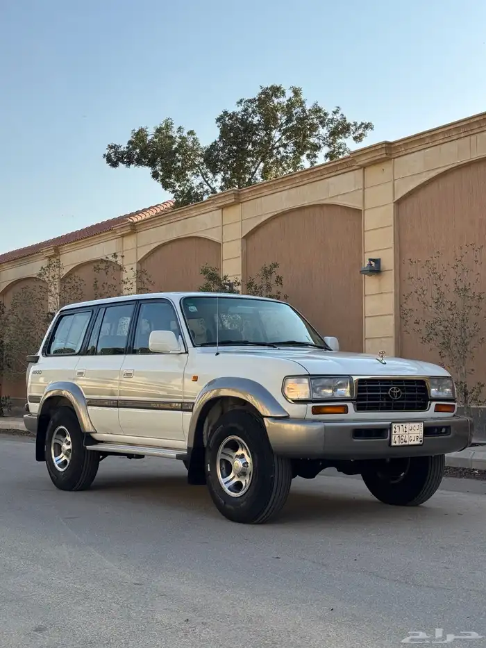 جيب لاندكروزر GXR 1997 0