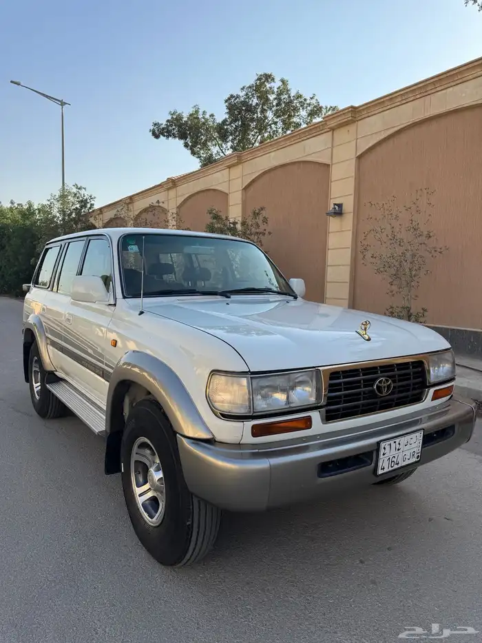جيب لاندكروزر GXR 1997 29
