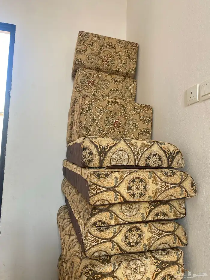 للبيع مقتنيات منوعه ناظور واخري 11
