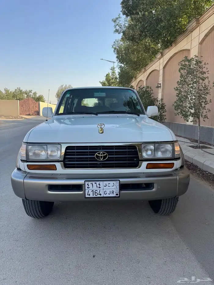 جيب لاندكروزر GXR 1997 8