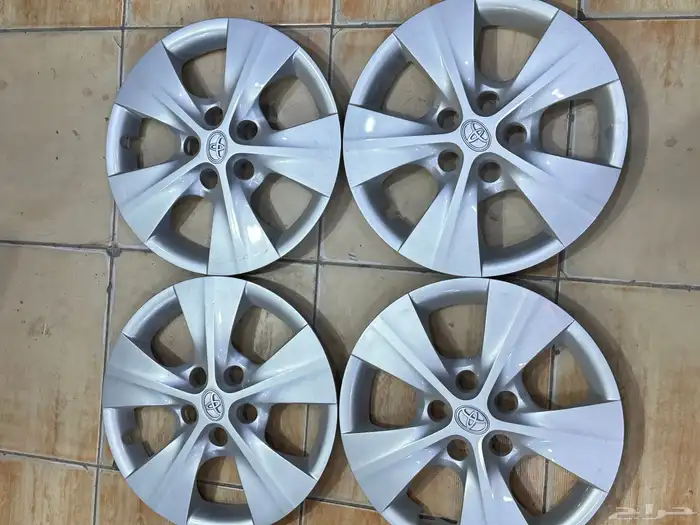 طقم طاسات كامري اصلي وكاله جديد طيس 0