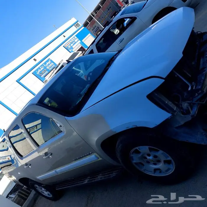 ورشة سمكرة وطلاء فرن السيارات المتميزون باحدث المعدات 2