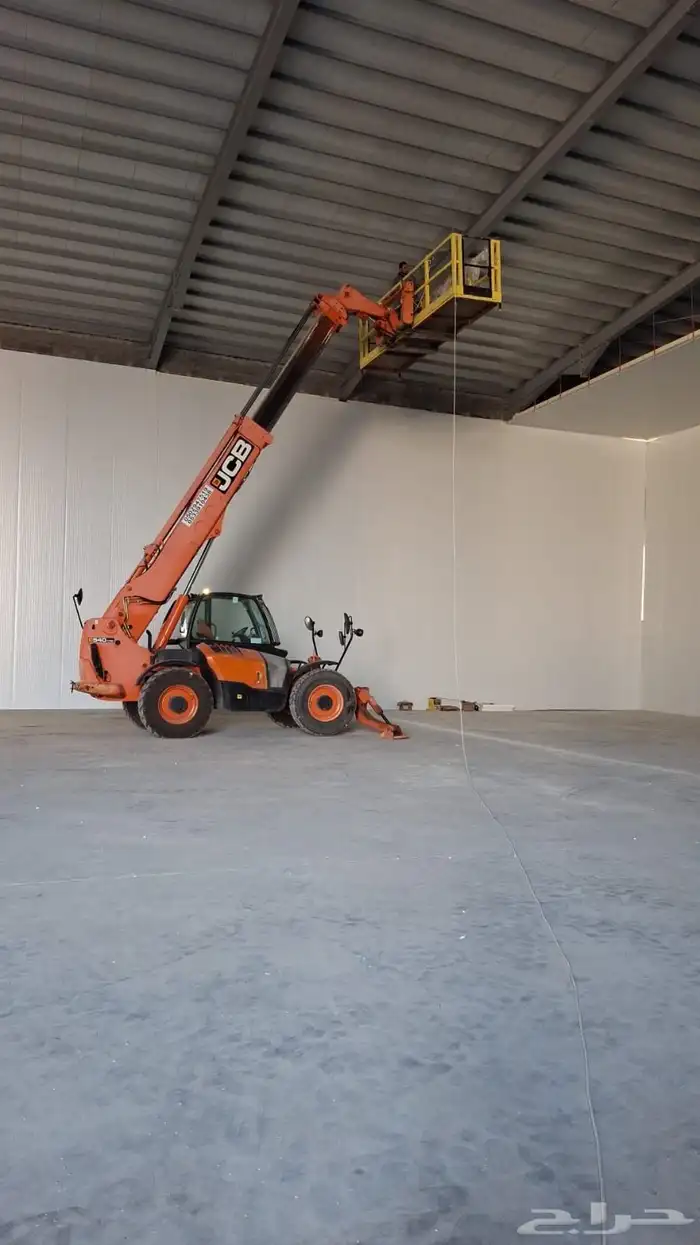 رافعة شوكية و جي سي بي تلسكوبيه بوم للإيجار يومي شهري سنوي 0