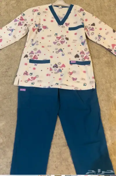 يونيفورم نسائي 0