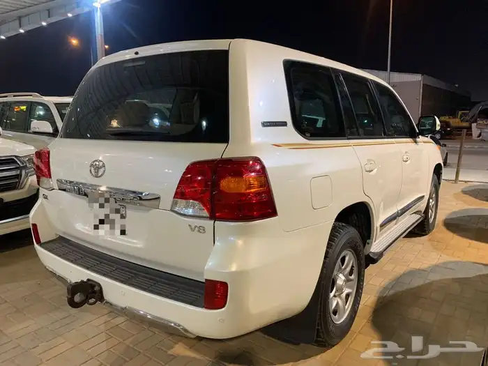 لاندكروزر GX هدد V8 فل كامل 2015 4