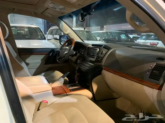 لاندكروزر GX هدد V8 فل كامل 2015 7