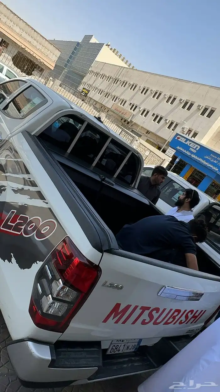 غطاء حوض ميتسوبيشي L200 سحاب 6