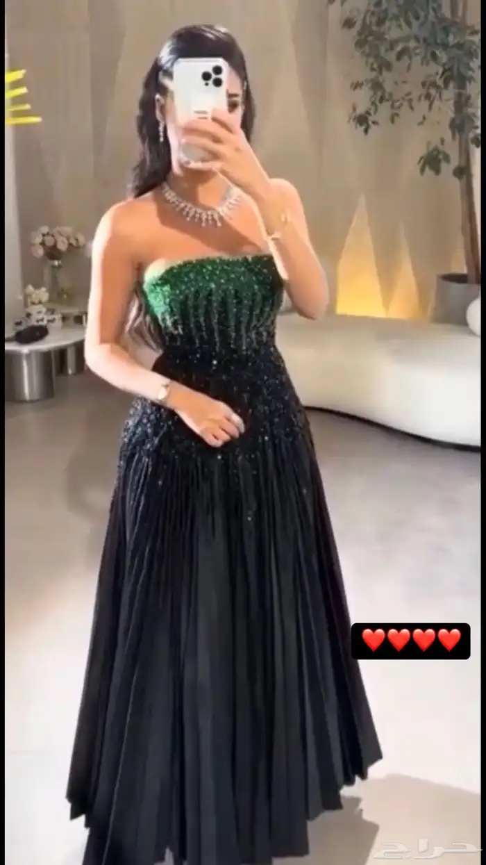 فساتين 1