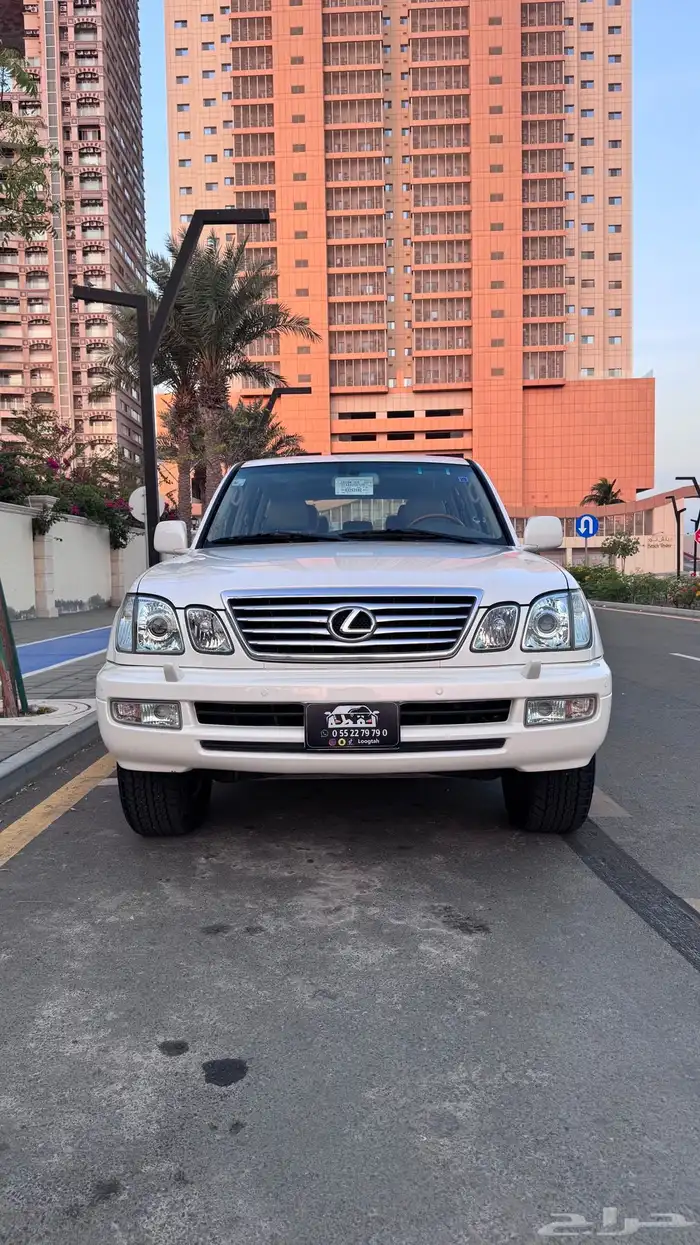 تم البيع لكسزس LX470 مخزن موديل 2006 4