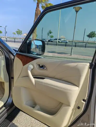 انفينتي QX80 موديل 2015 23