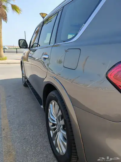 انفينتي QX80 موديل 2015 30