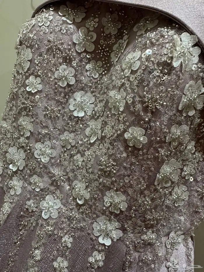 فساتين للبيع 4