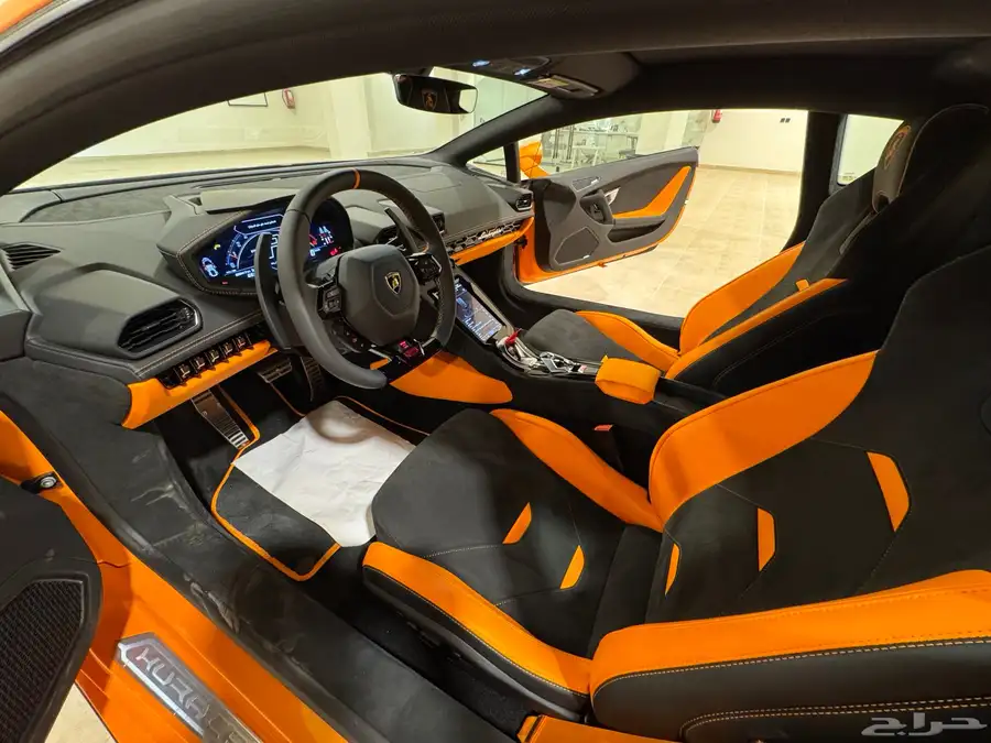 لامبورجيني هوركان 2024 lamborghini hurcan ايجار 3