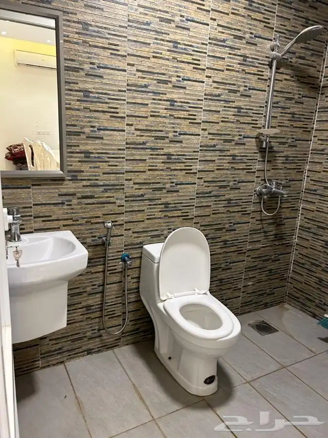 استراحة للايجار للعوائل حي النرجس 4