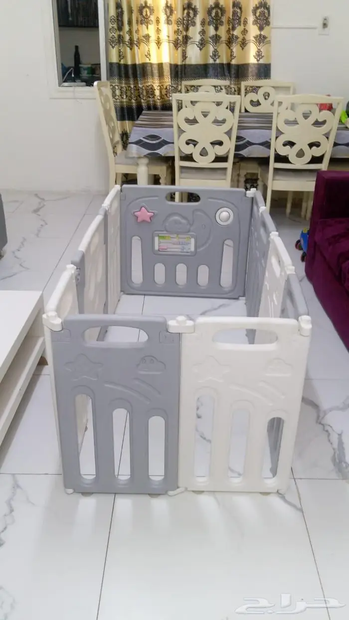 Almost New Playpen Kids Playing Block 4