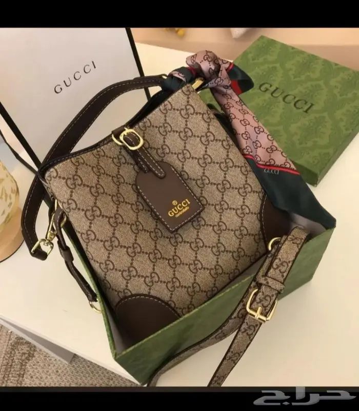 شنط نسائي ماركات 10