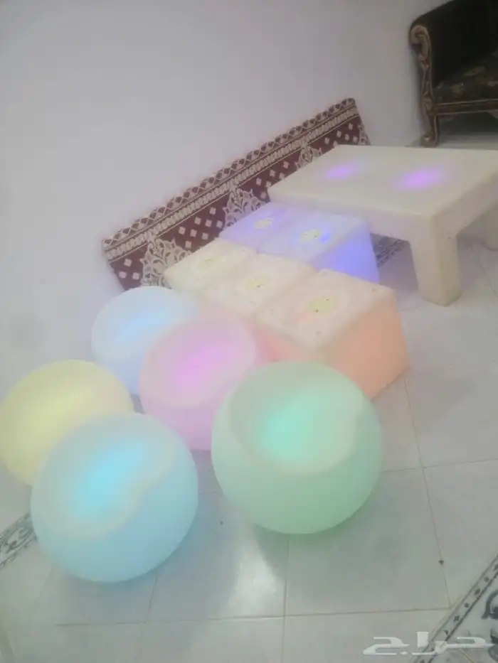 طاولة أشكال مضيئة للحفلات 0