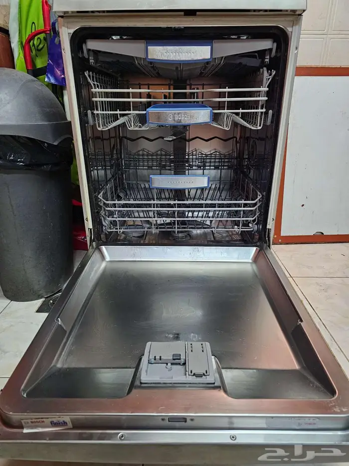 جلاية صحون بوش ألماني اقتصادية استخدام نظيف بحالة جيدة جدا 0