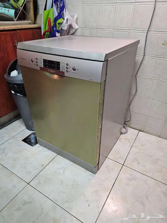 جلاية صحون بوش ألماني اقتصادية استخدام نظيف بحالة جيدة جدا 1