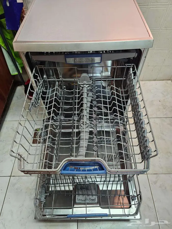 جلاية صحون بوش ألماني اقتصادية استخدام نظيف بحالة جيدة جدا 5