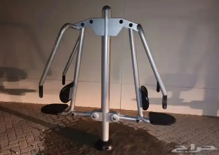 معدات رياضيه للحدائق-العاب بدنيه خارجيه كراسي وسلات حدائق 15