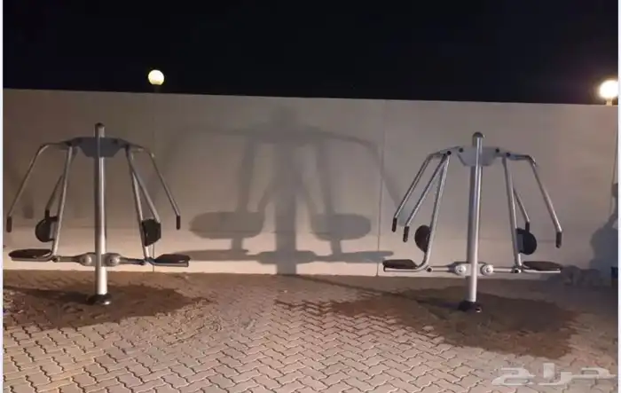 معدات رياضيه للحدائق-العاب بدنيه خارجيه كراسي وسلات حدائق 16