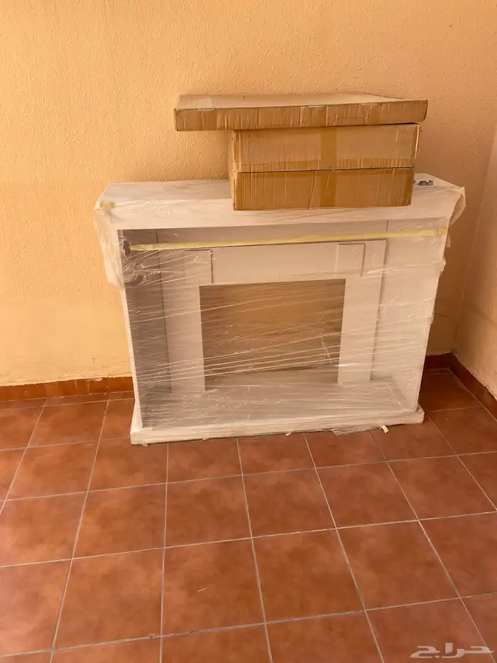 طاولة ديكور دفاية جديدة بتغليف المصنع لم تستخدم 12