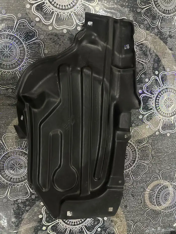 بطانة رفرف تويوتا أنوفا 2011 خلفي يسار وفريم كورولا 2020 0