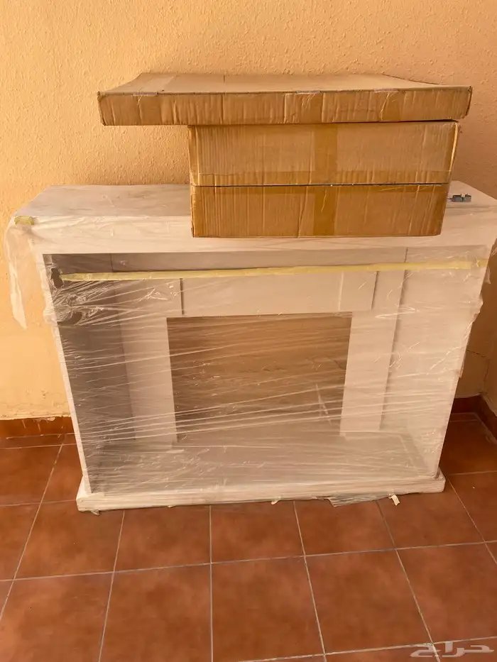 طاولة ديكور دفاية جديدة بتغليف المصنع لم تستخدم 16