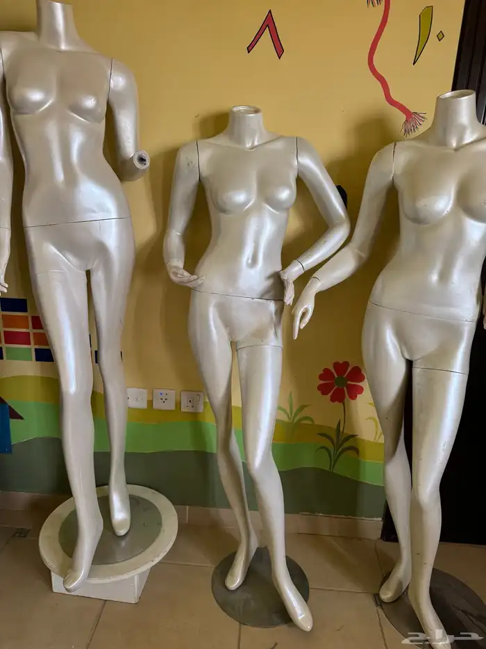 مانيكانات فايبر و حديد للبيع 0