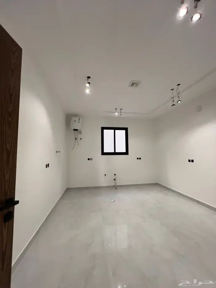 ادور للبيع كل بصك 8